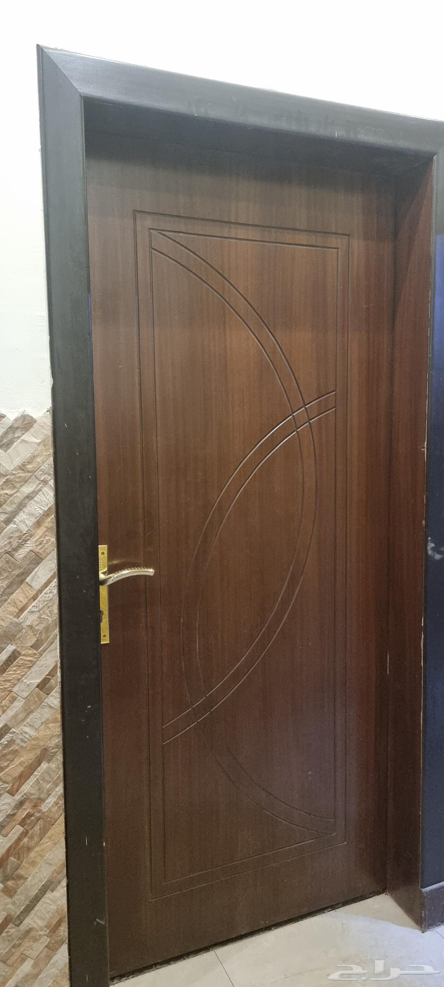 7 أبواب خشب نظيفة مع الحلوق64439555404417110