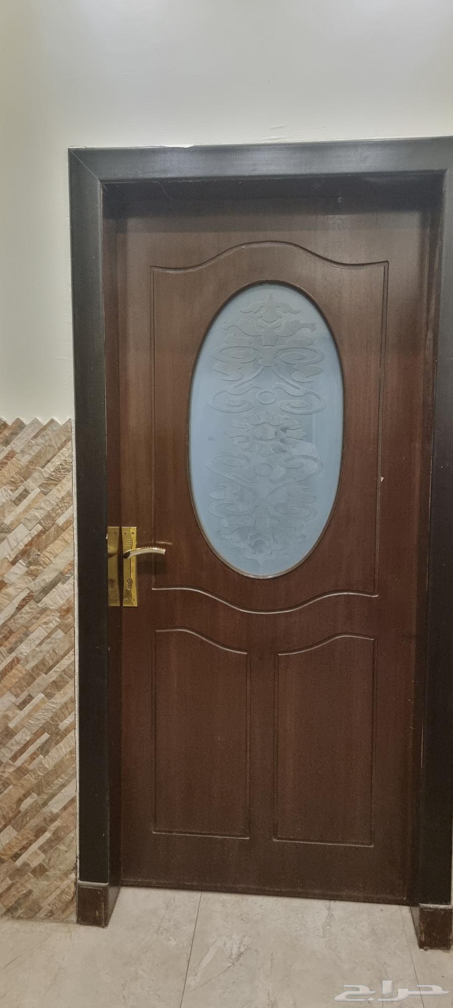 7 أبواب خشب نظيفة مع الحلوق64439555404417111