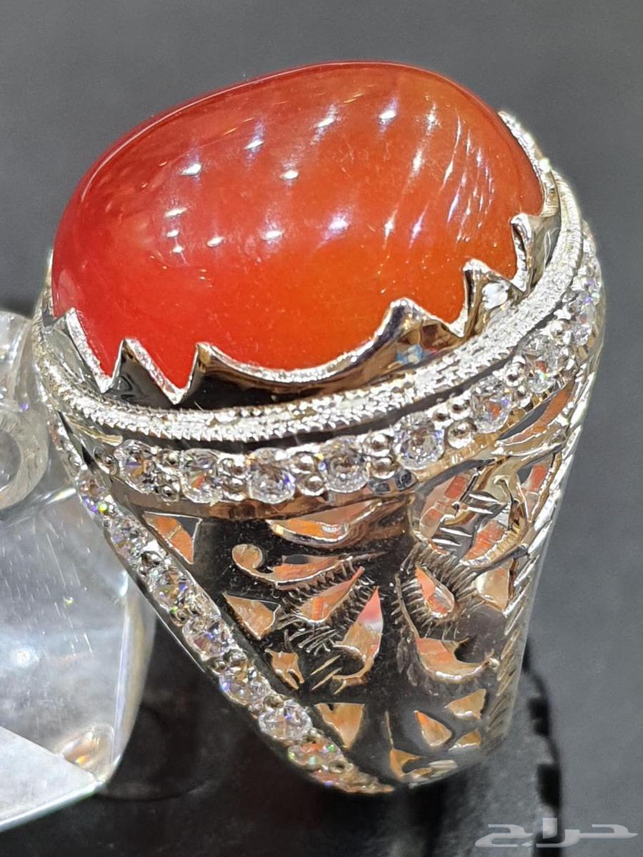 خاتم نوادر الجاد البورمي بشهادة64438713082113111