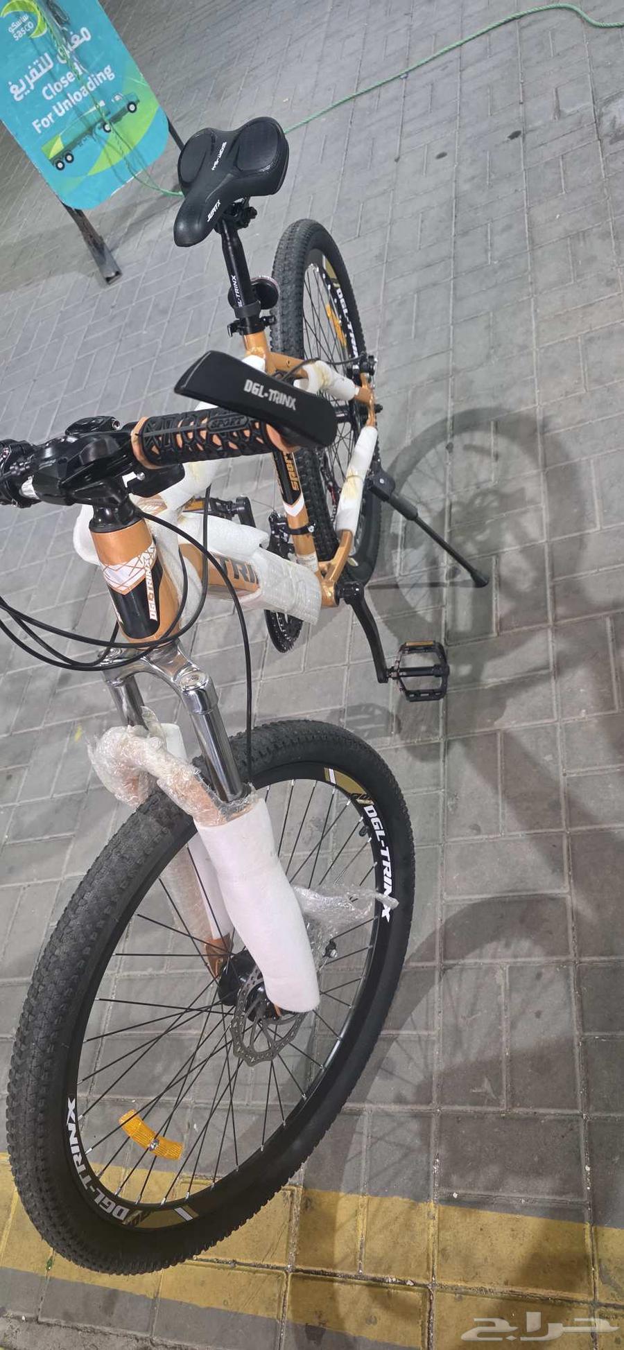 سيكل جديد السعر 750. سبب ابيع مافي وقت اتفرغ لو64440615133057111