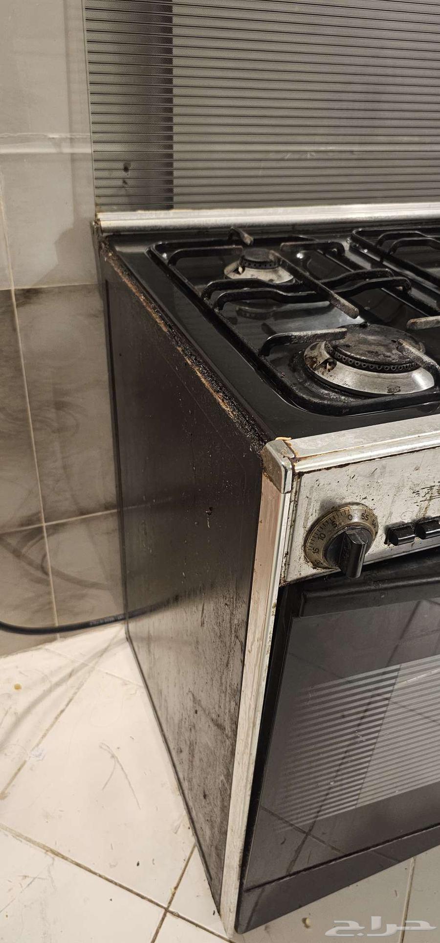 Used oven in good condition.64441855663617113