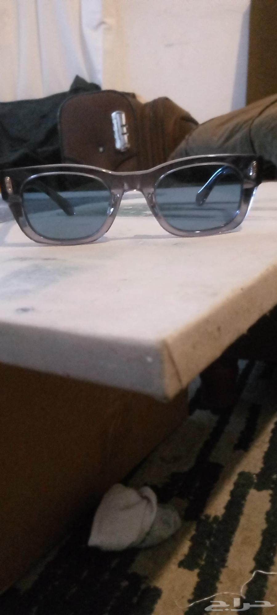 نظارة لويس فيتون اصليه درجة اوله للبيع64435903649281110