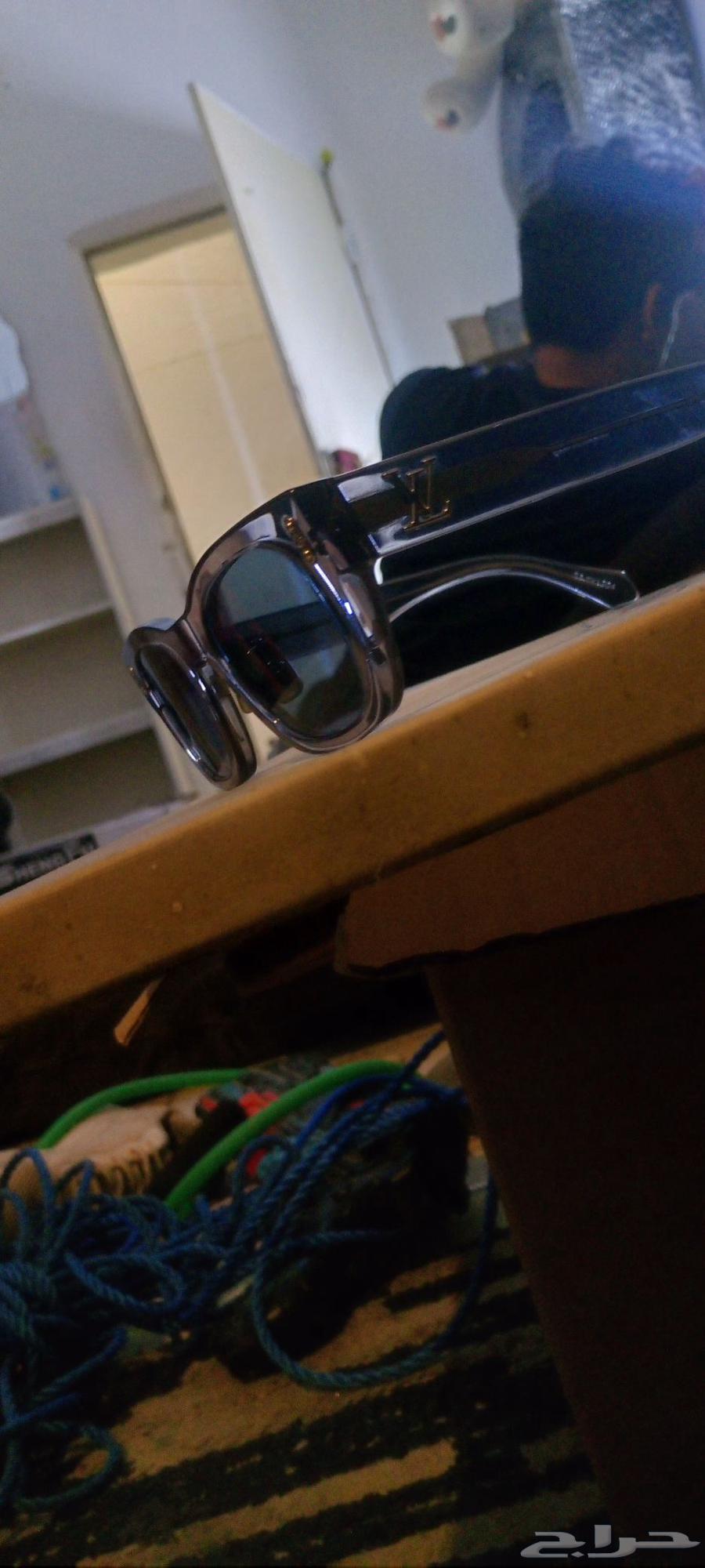 نظارة لويس فيتون اصليه درجة اوله للبيع64435903649281113