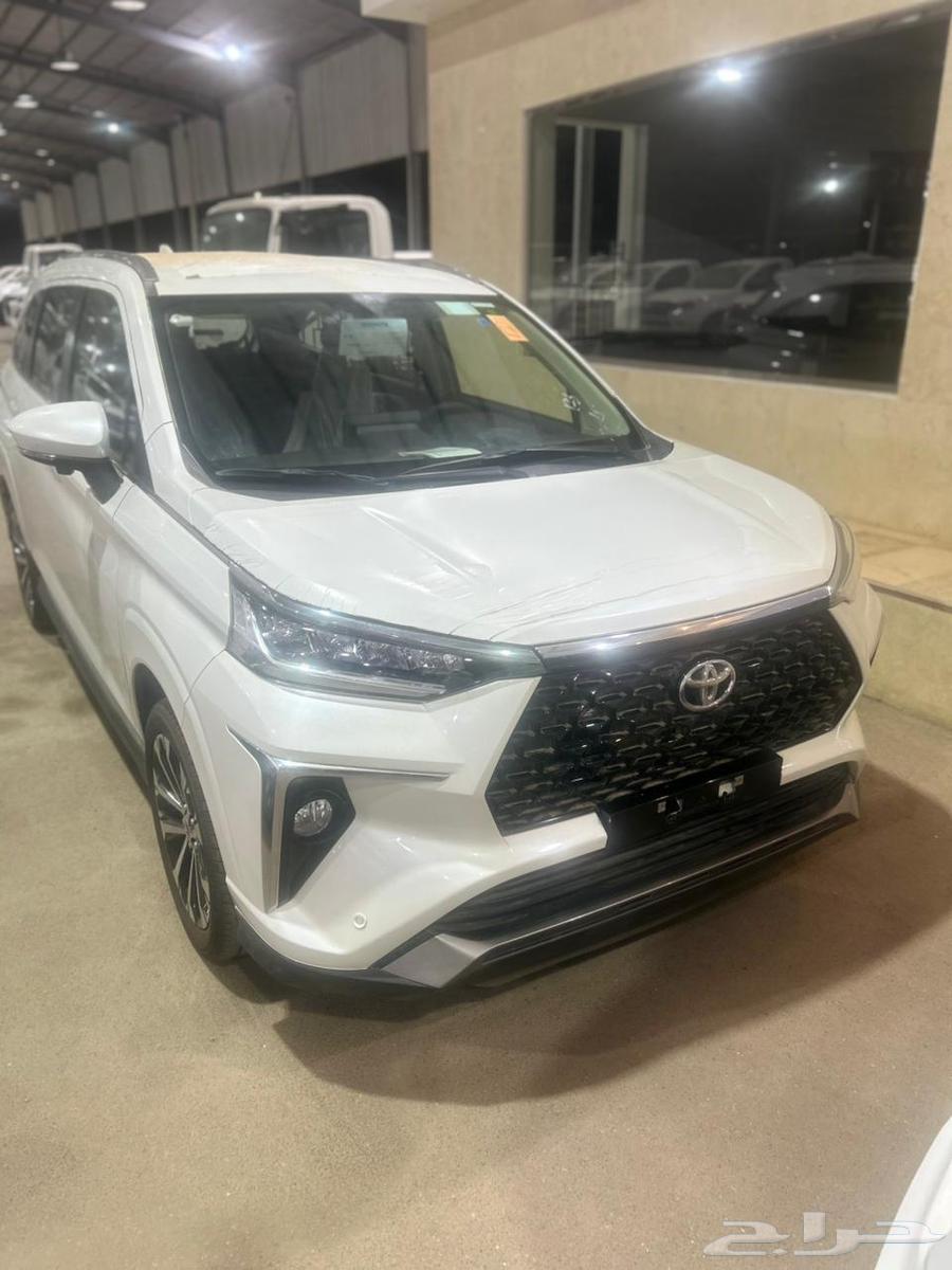 تويوتا فيلوز GLX موديل 2564594381171586110