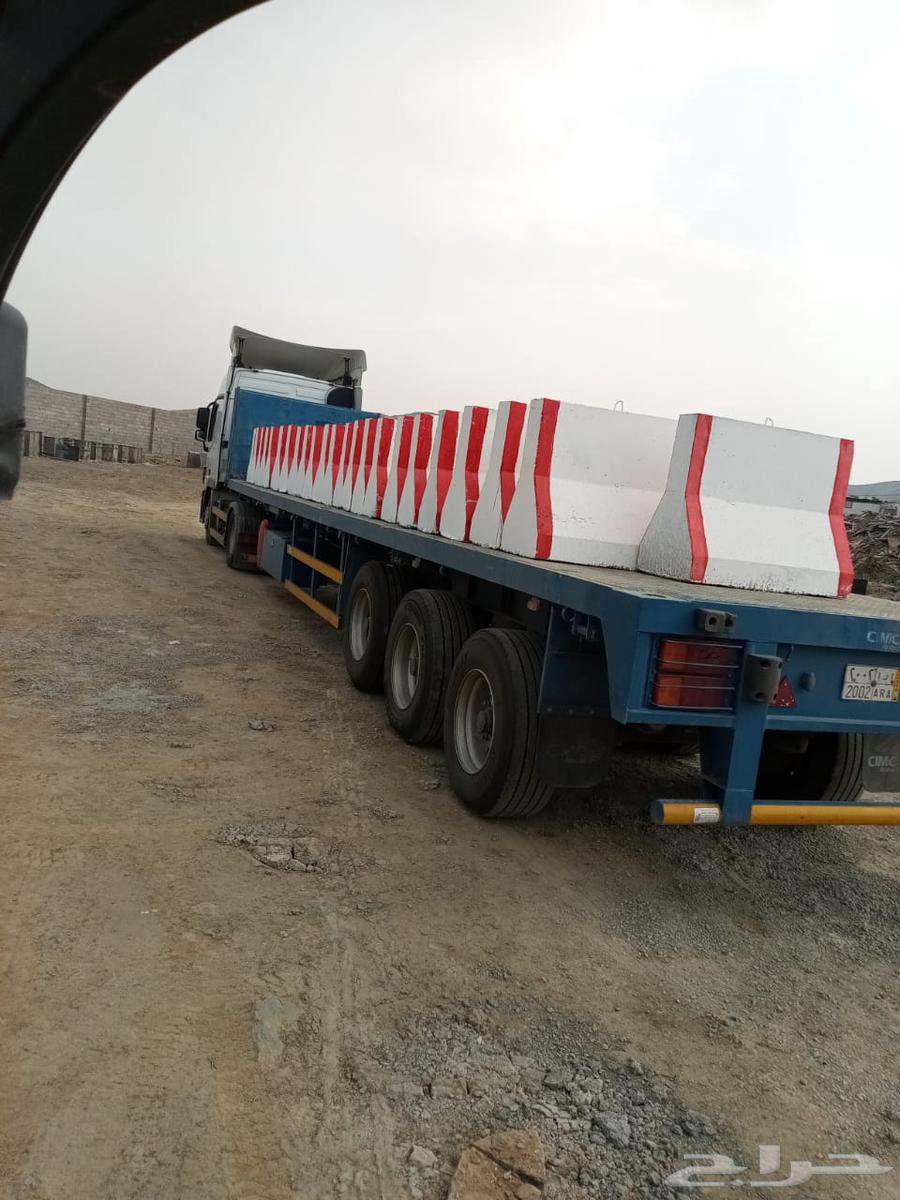 All types of concrete barriers, reasonable prices, 45 SAR per piece64435997681154111