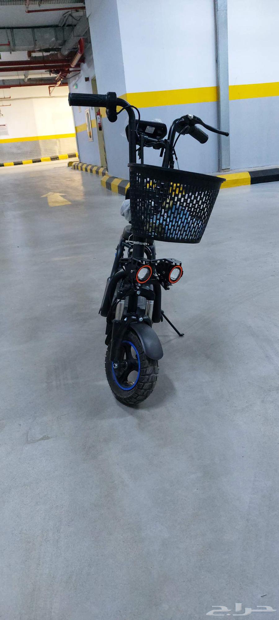 Brand new scooter, zero usage64444607081089111