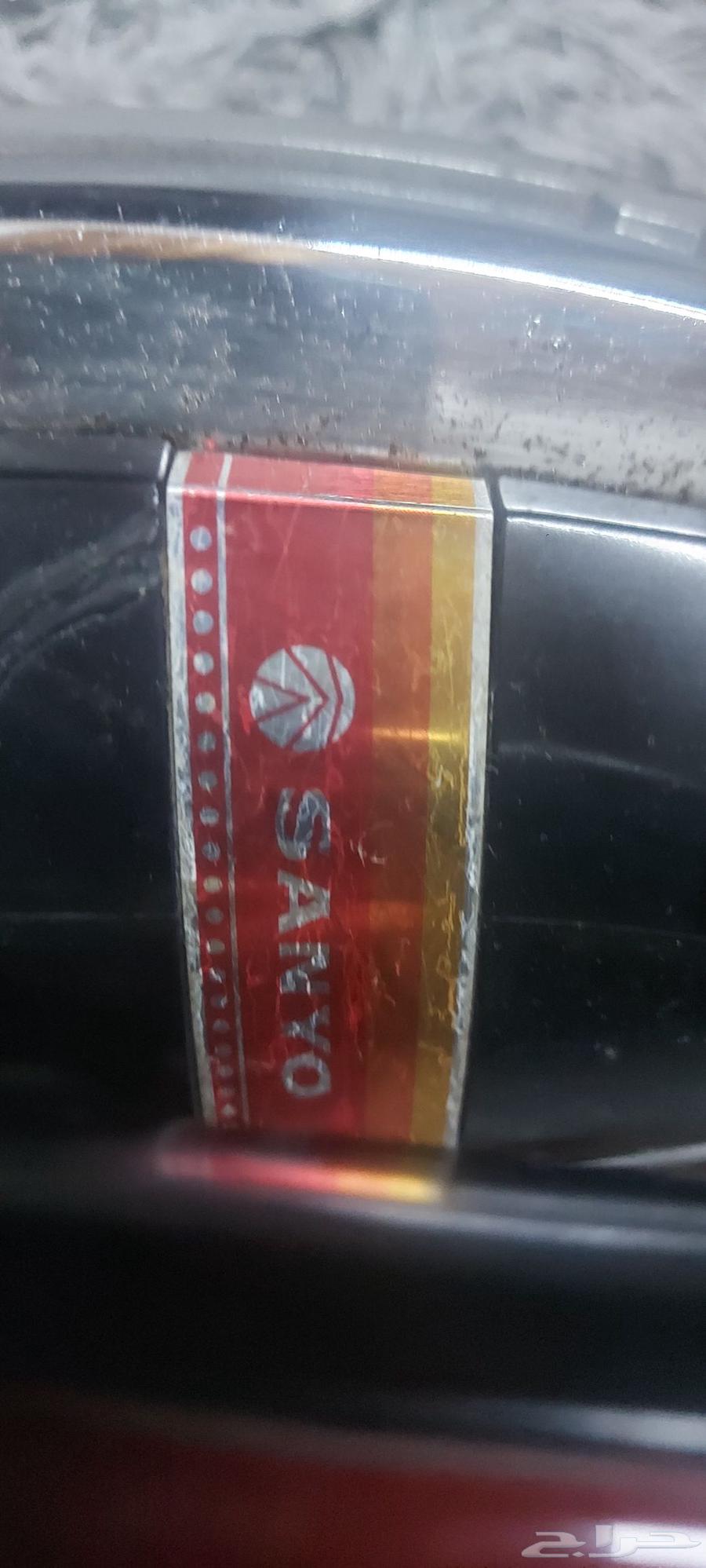 مكواه سانيو قديمه واغراض اخرى64443425885698114