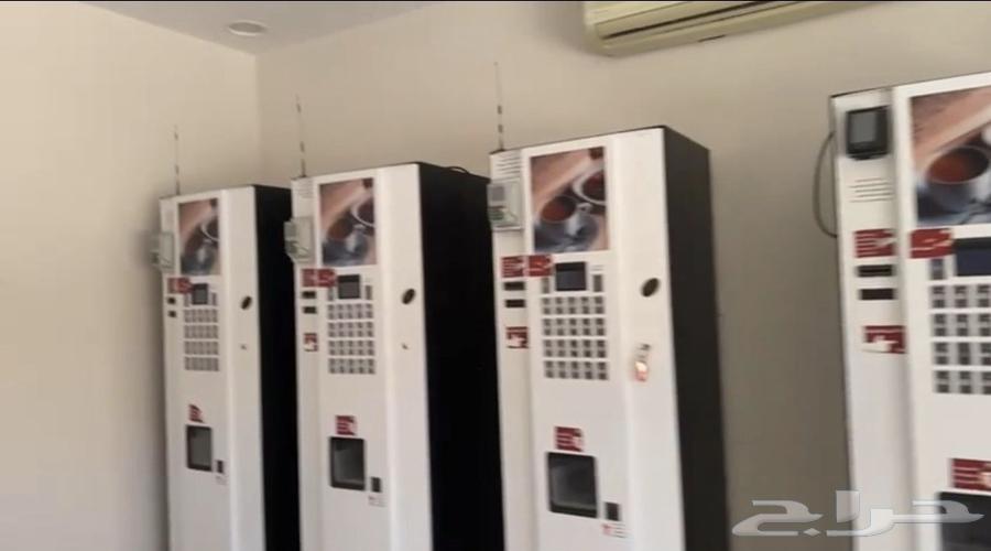 Self-service coffee machine64446647120642110