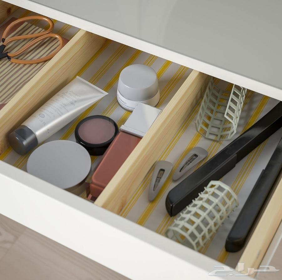 IKEA dressing table size 100x50cm64447042551554112