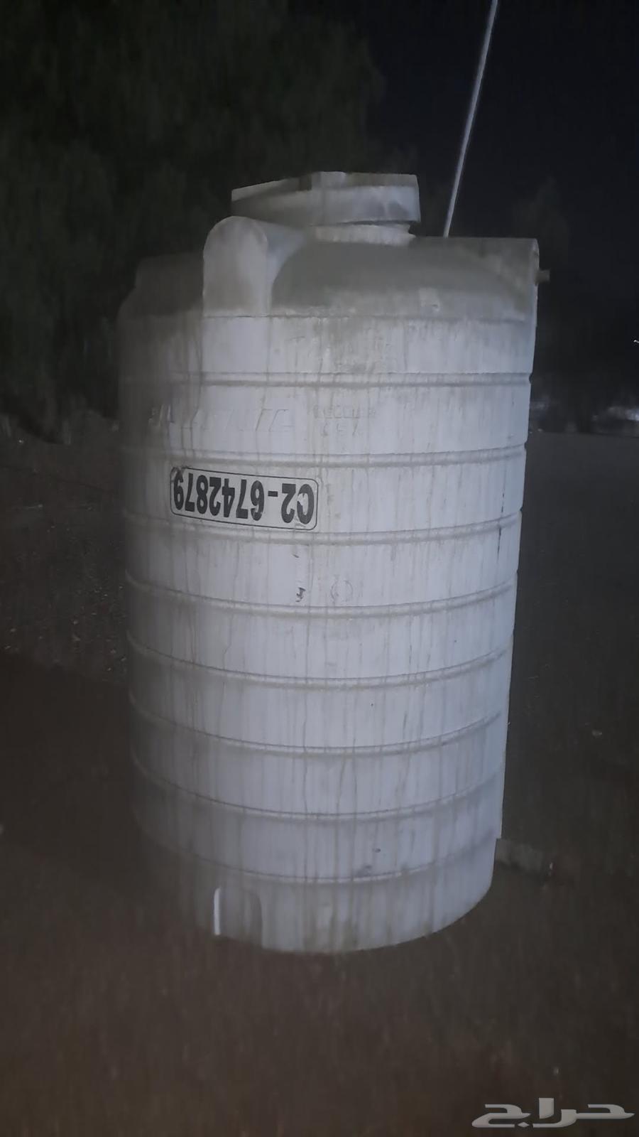 اثنين خزان للبيع64447109253251112