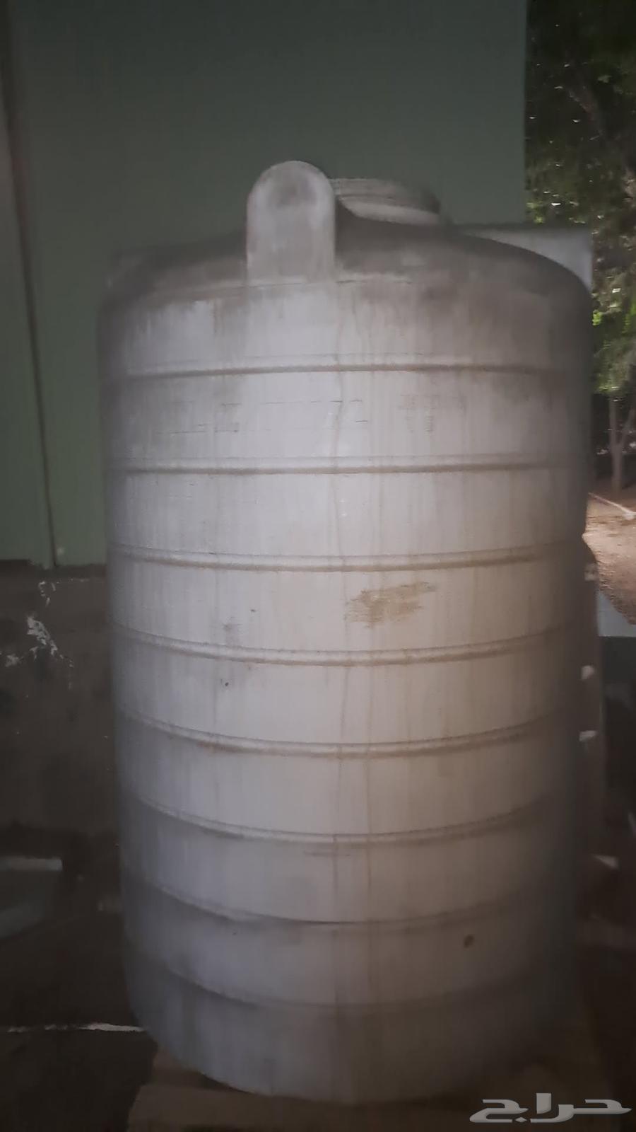 اثنين خزان للبيع64447109253251113