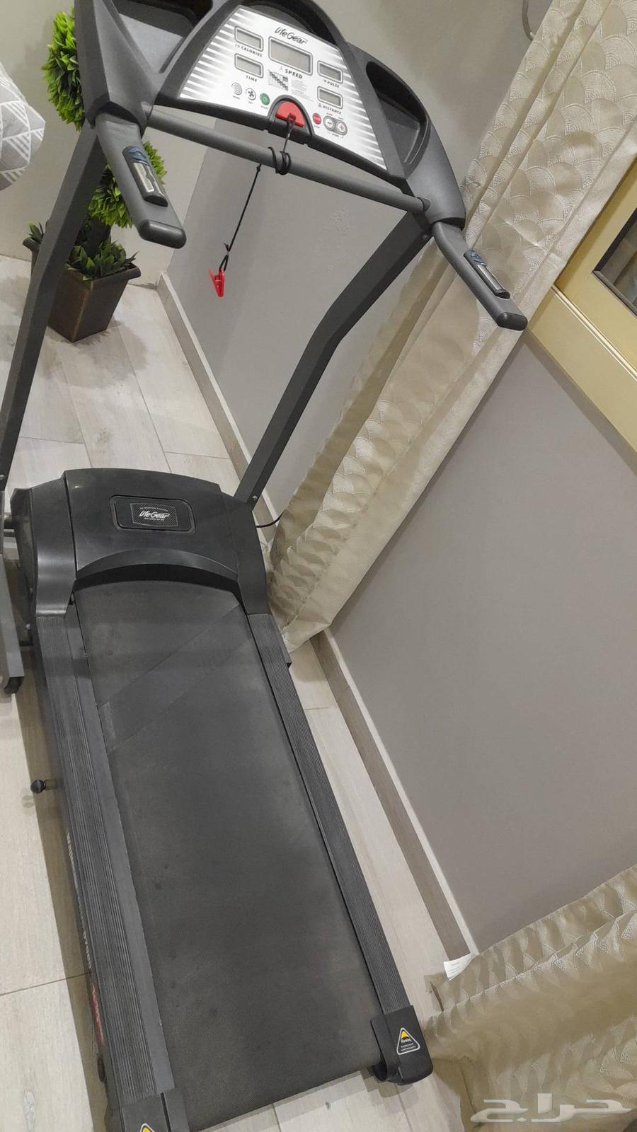 سير كهربائي استخدام بسيط وخرب المطلوب 45064443047485953110