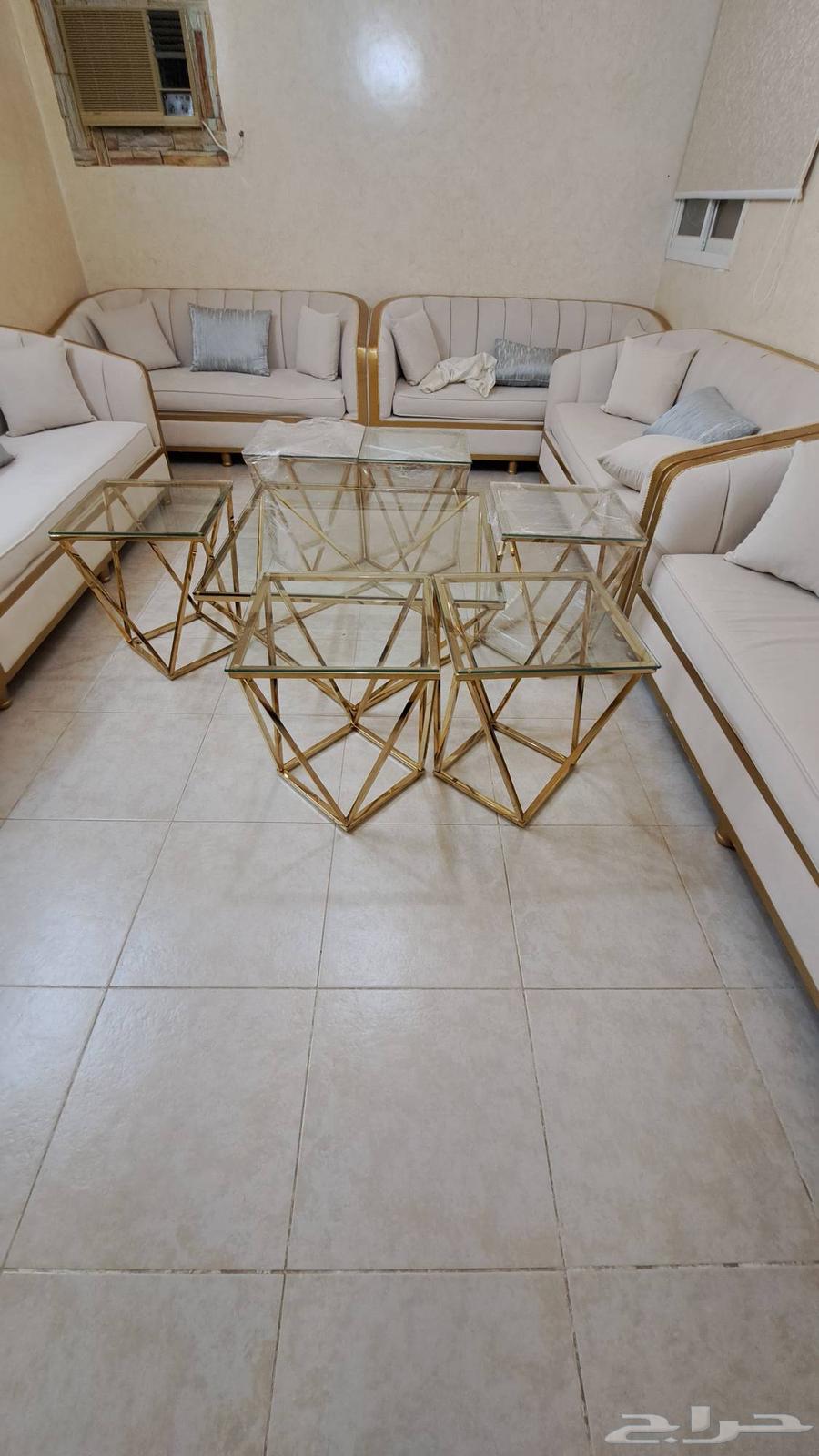 Serving tables64443358051457113