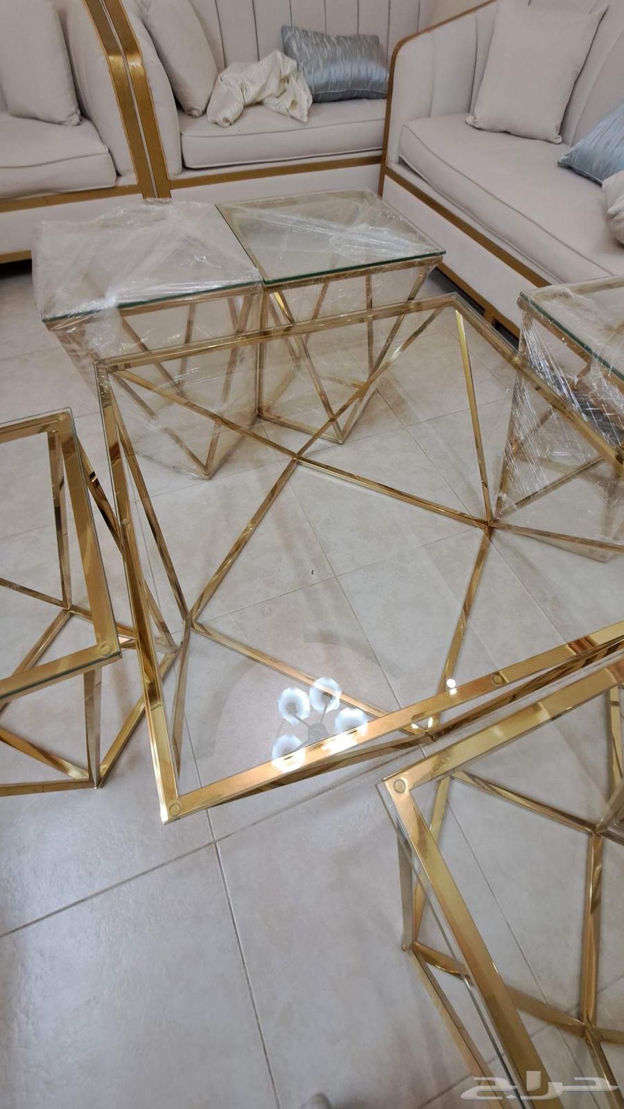 Serving tables64443358051457110