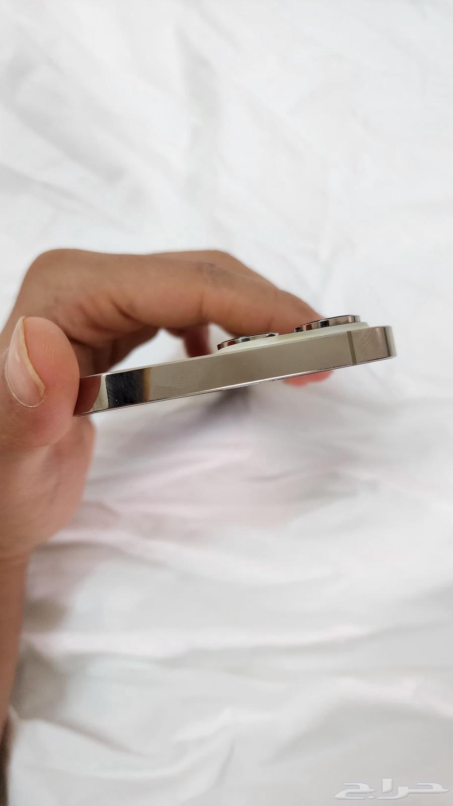 ايفون 14 برو ماكس شبه جديد البطاريه 93 لم يدخل الصيانه ابد64445215039107114