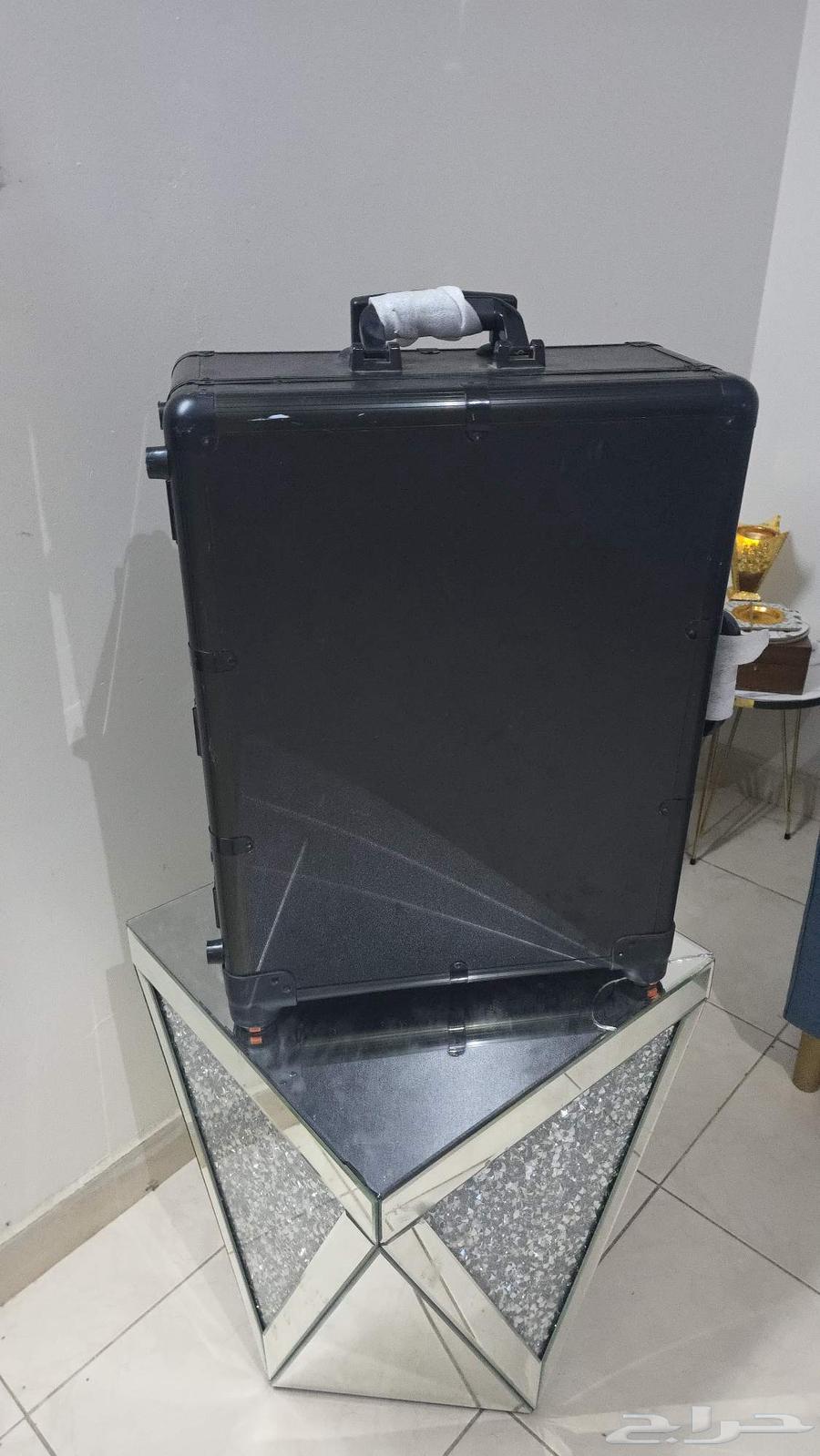 للبيع حقيبة دار الأميرات الفاخرة كحالة الجديد64449261296898110