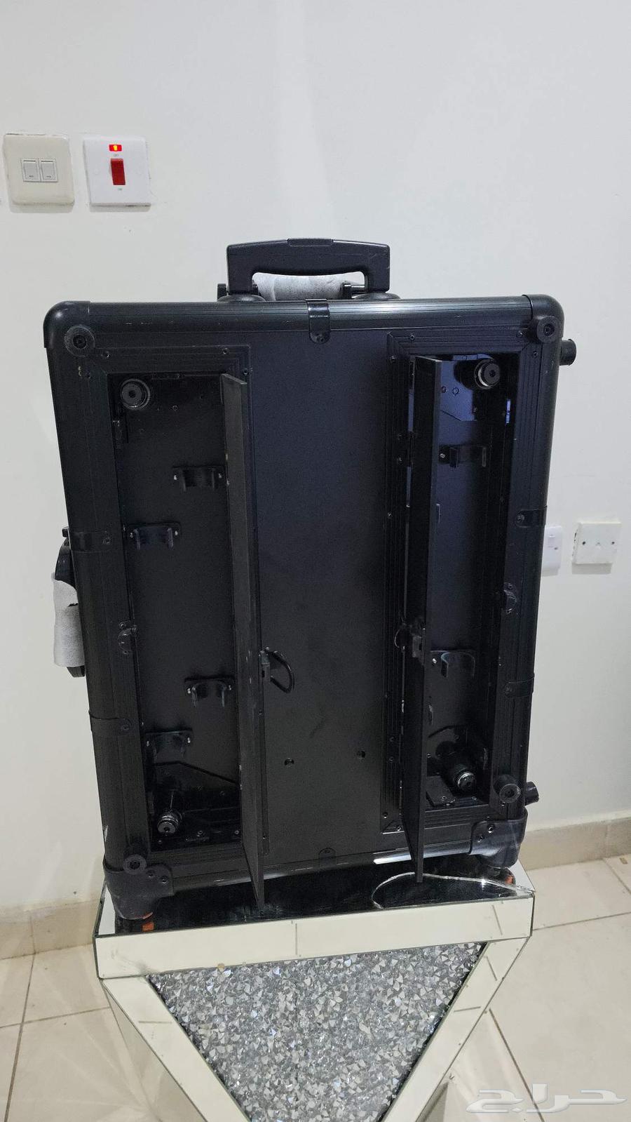 للبيع حقيبة دار الأميرات الفاخرة كحالة الجديد64449261296898114