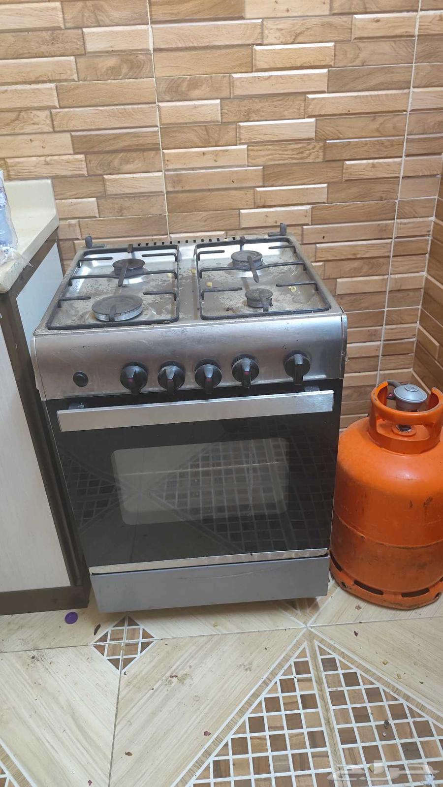 تلاجه 14 قدم   بوتاجاز وانبوبه  براده   غساله   سرير للبيع64446989357313111