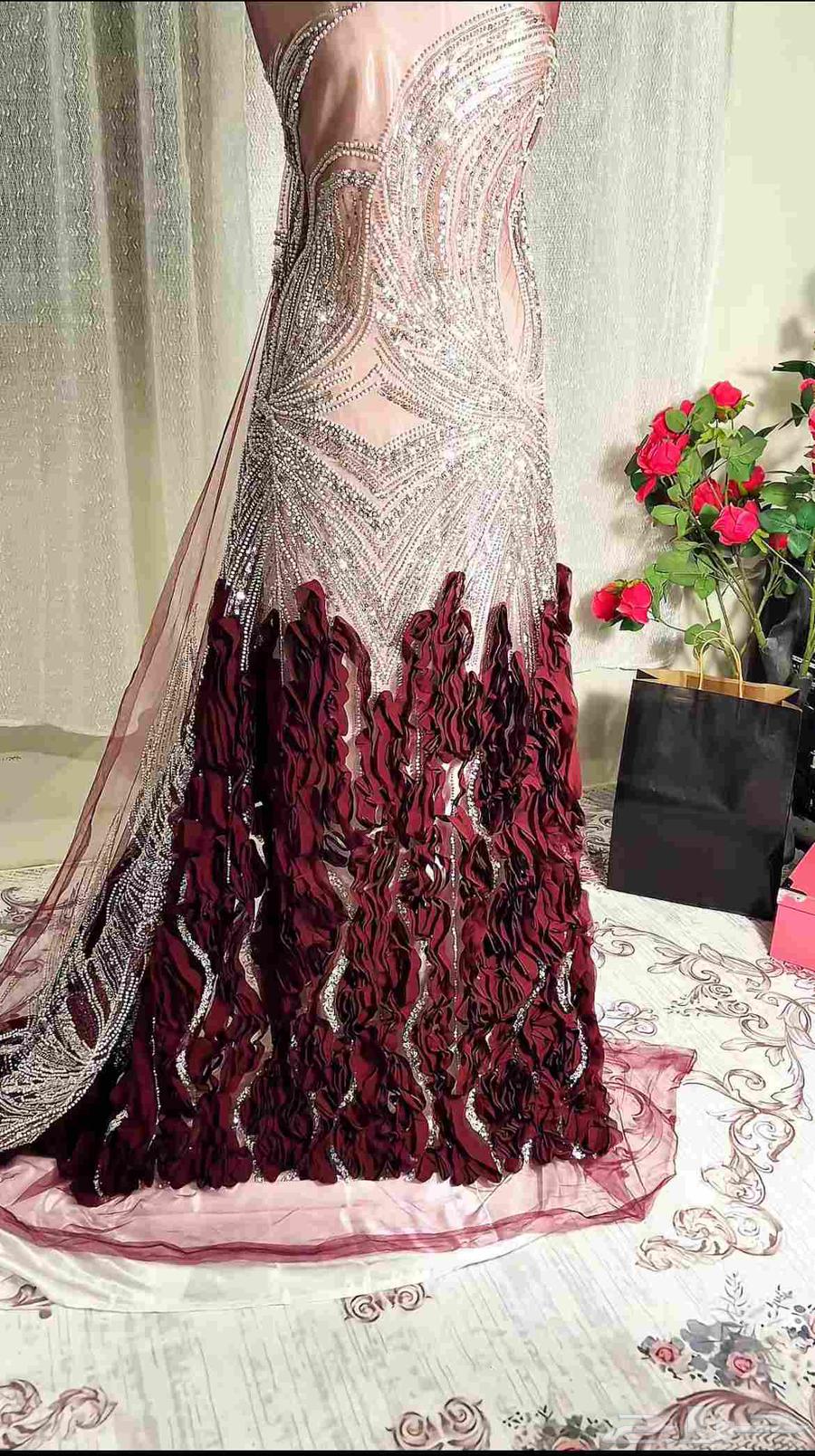 قماش سهرة فخم للبيع باقل من سعر التكلفه64444445650307112