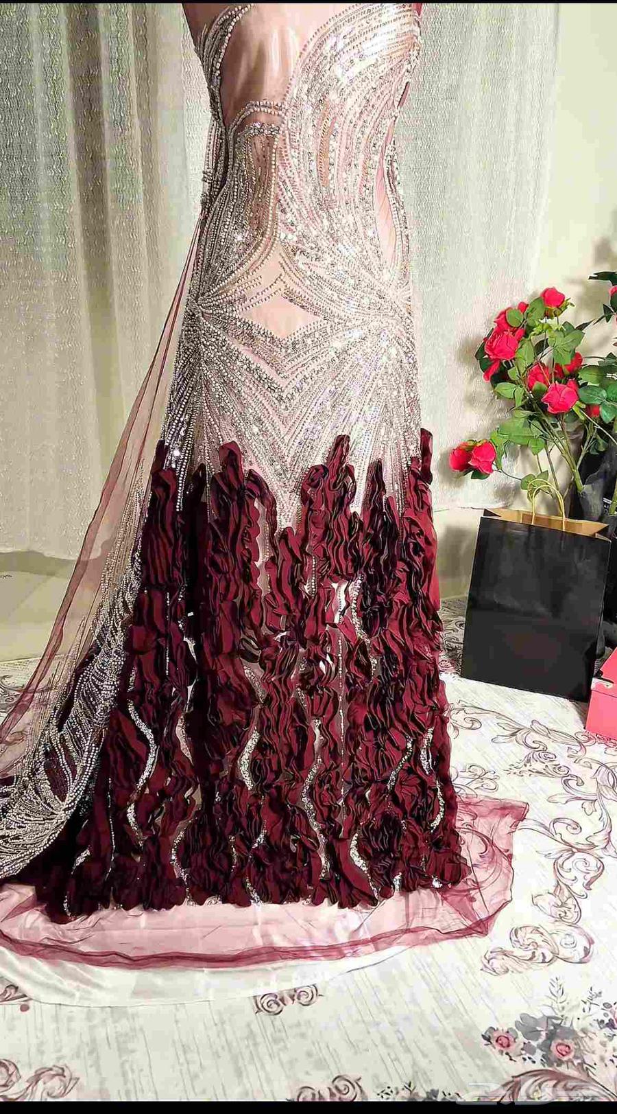 قماش سهرة فخم للبيع باقل من سعر التكلفه64444445650307110