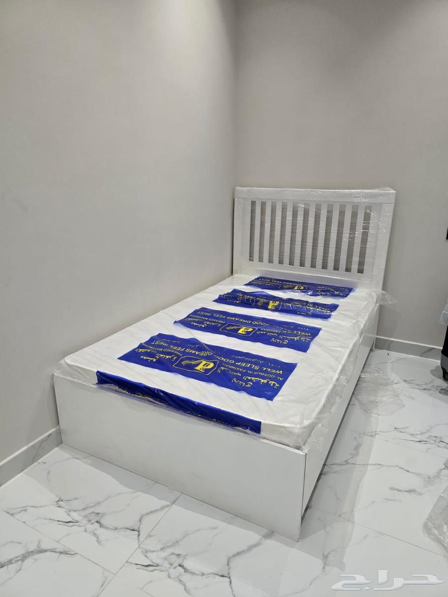 سرير خشب نفر ونص 190 120 سم جديد64444351992962114