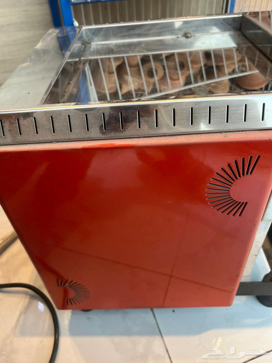 Preparing coffee for sale, used for only two months64444971067907111