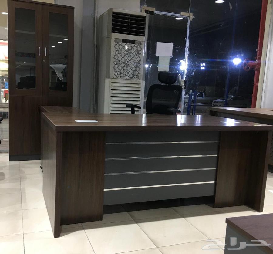 Complete office sets, luxurious manager desks, leather and iron 3-seat sofas64444714139393113