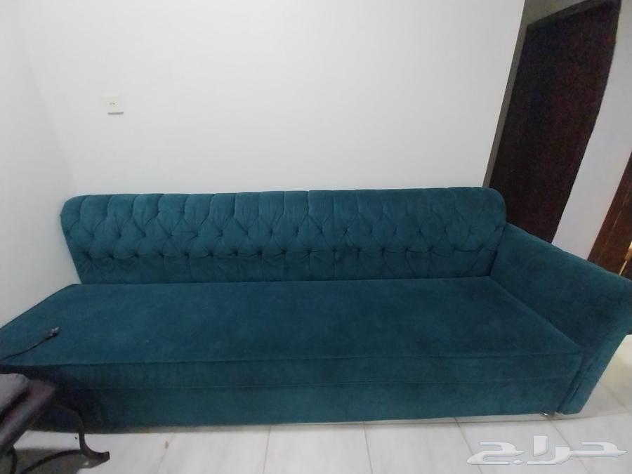 كنب للبيع مستعمل مع مكيف يحتاج فريول فقط64448980848003113