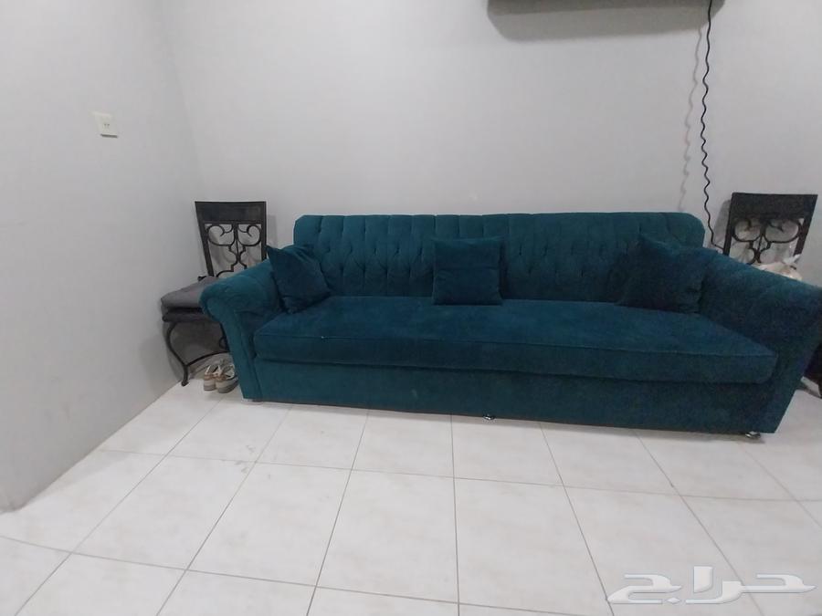 كنب للبيع مستعمل مع مكيف يحتاج فريول فقط64448980848003114