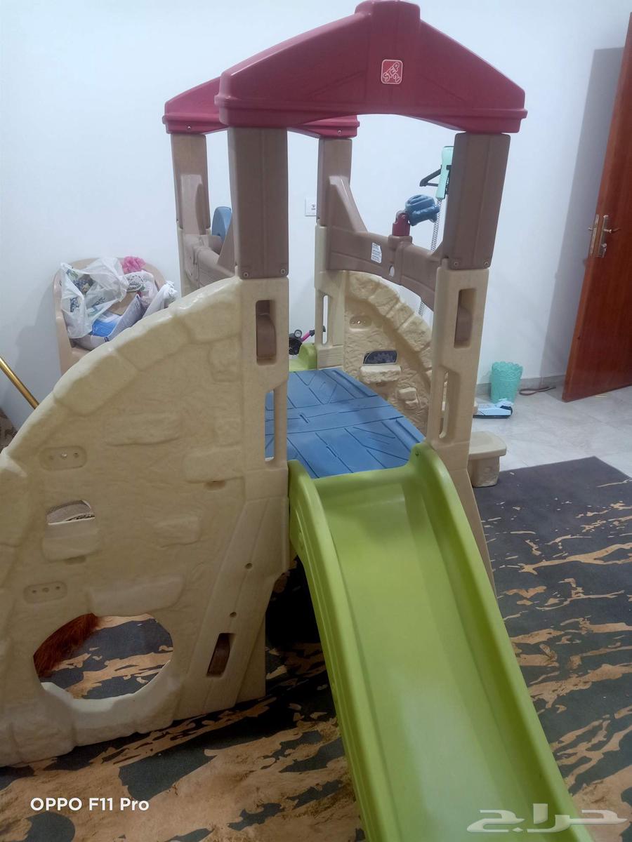 Apartment furniture and children's toys for sale64442254647939113