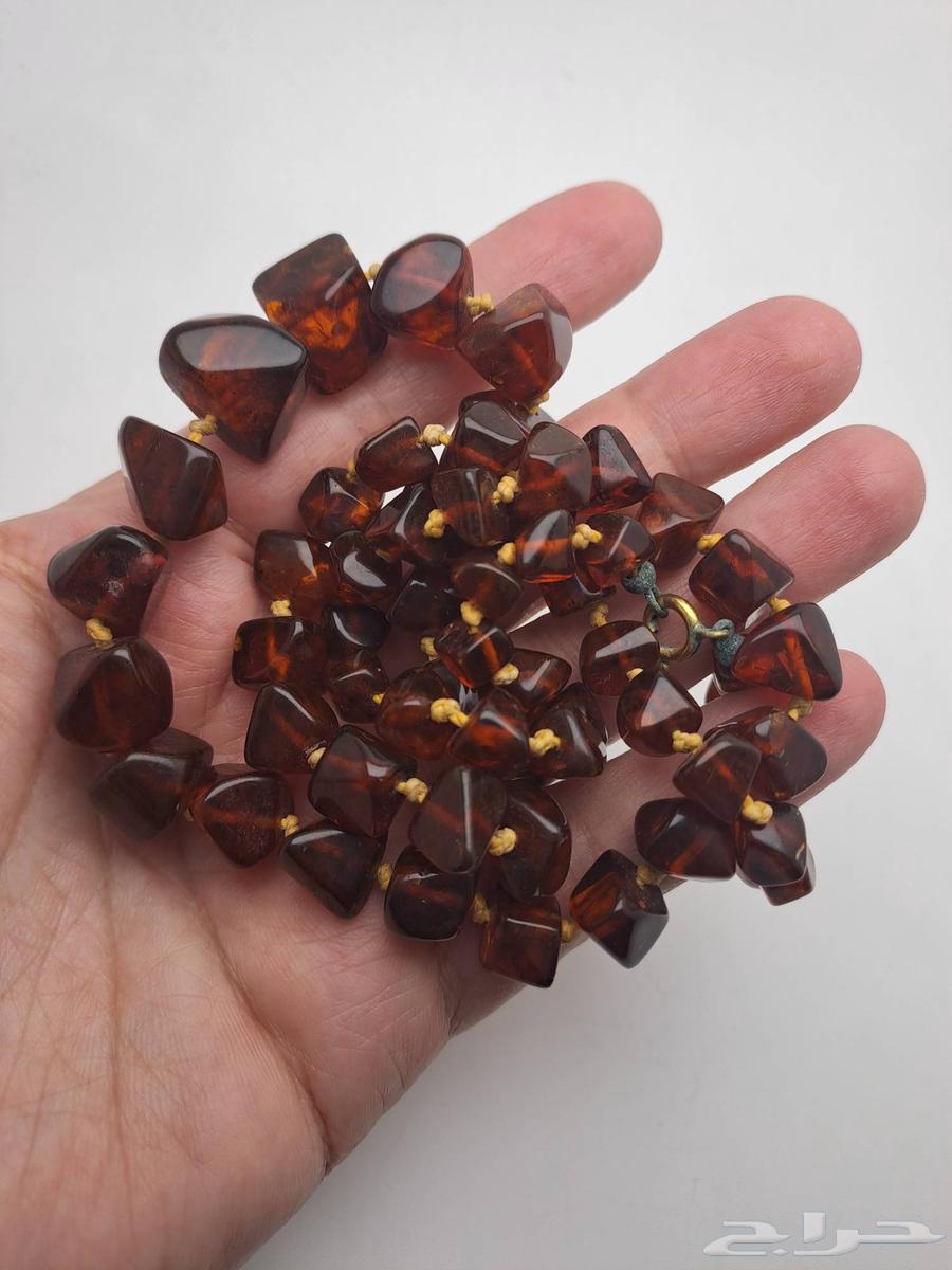 عقد كهرمان نسائي - قديم64446350598145111