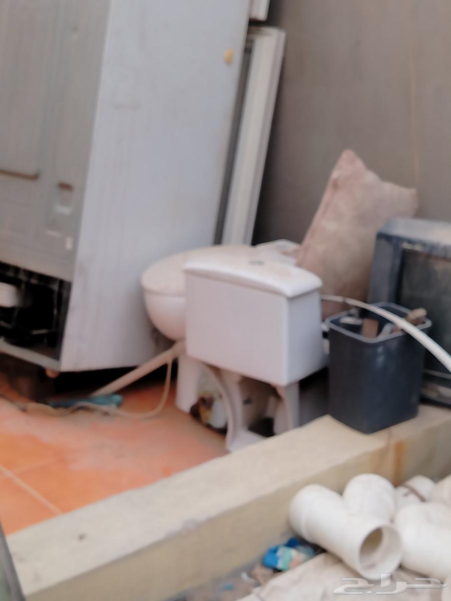 كراسي حمام ومغاسل وباقي سباكه64455236223234114