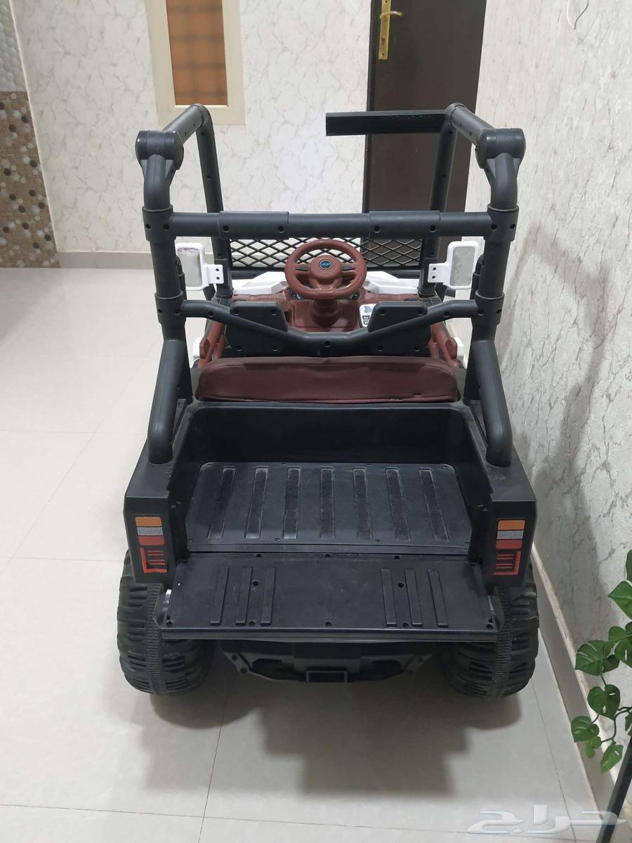 New kids' car, charged, used once64443439468162111