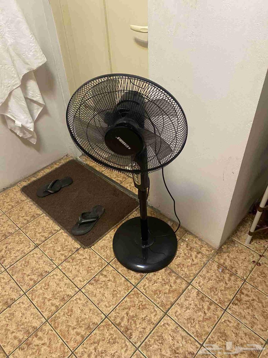 ثلاجة نظيفة سرير دراجة مروحة طاولة صغيرة64448833486977112