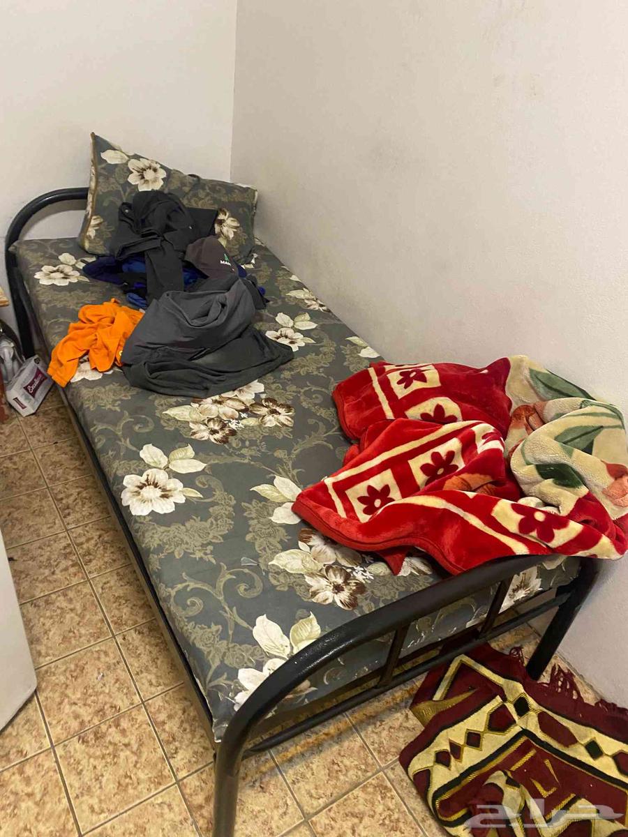 ثلاجة نظيفة سرير دراجة مروحة طاولة صغيرة64448833486977114