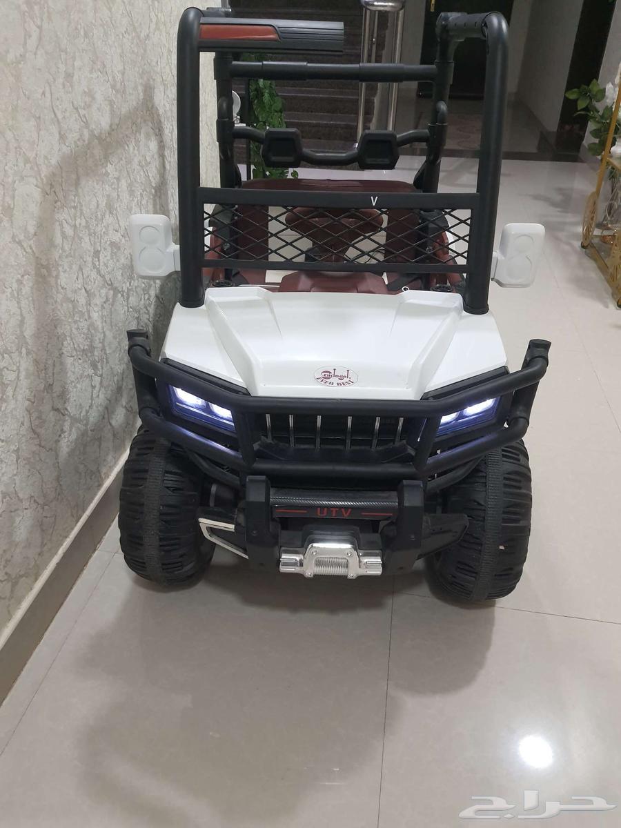 New kids' car, charged, used once64443439468162110