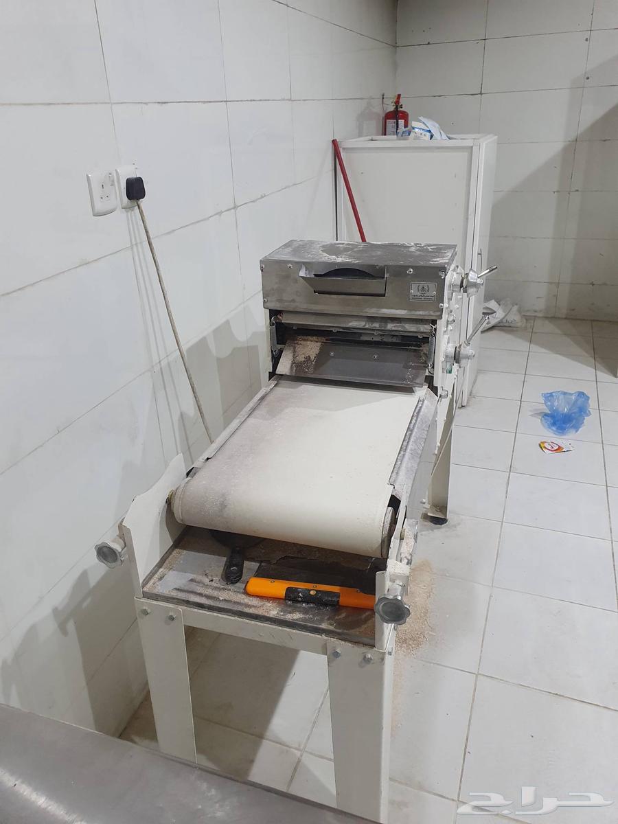 معدات مخبز للبيع عجانه وفراده64443317537282113