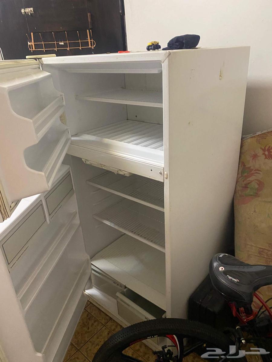 ثلاجة نظيفة سرير دراجة مروحة طاولة صغيرة64448833486977111