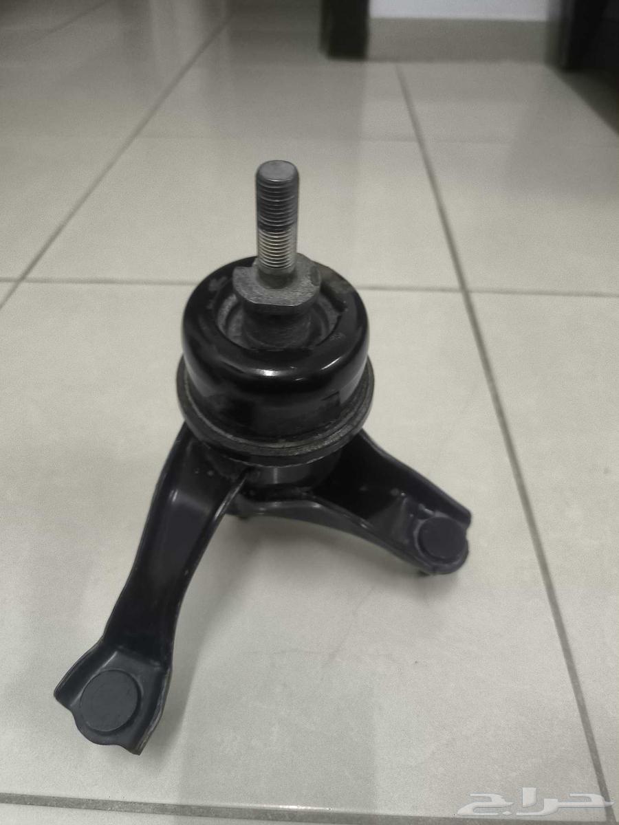 مساعدات كامري 2007-2011 وكرسي مكينه بحاله نظيفه للبيع64612557566723112