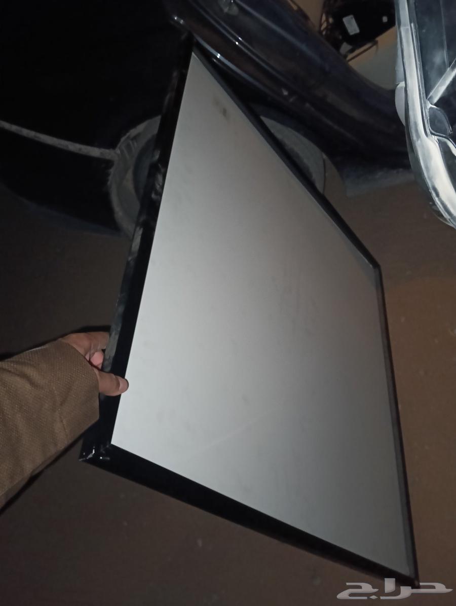 برواز ديكور صقر ومنظر طبيعي64443371478913113