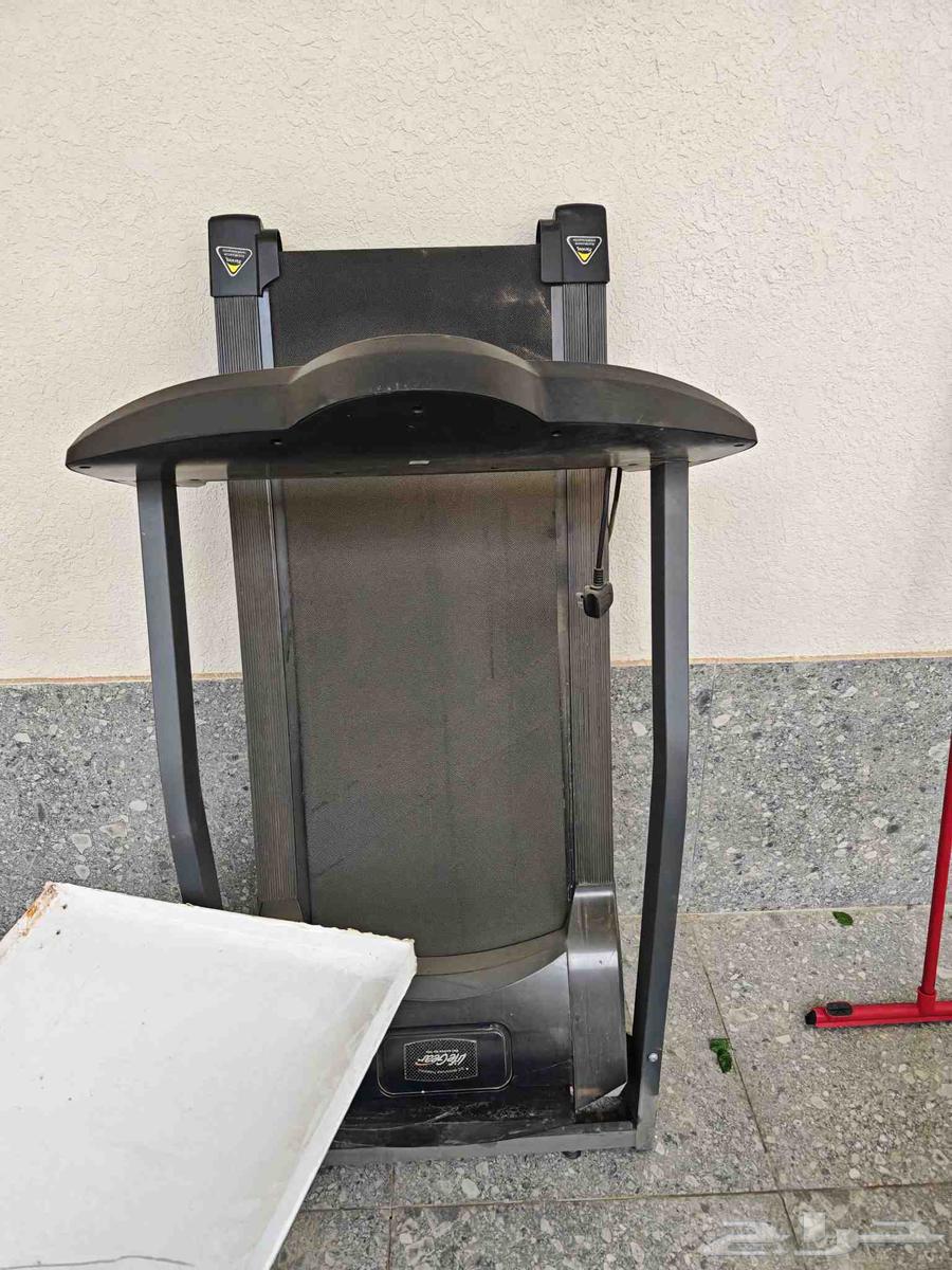 Very heavy and luxurious set of tables64445486061827114