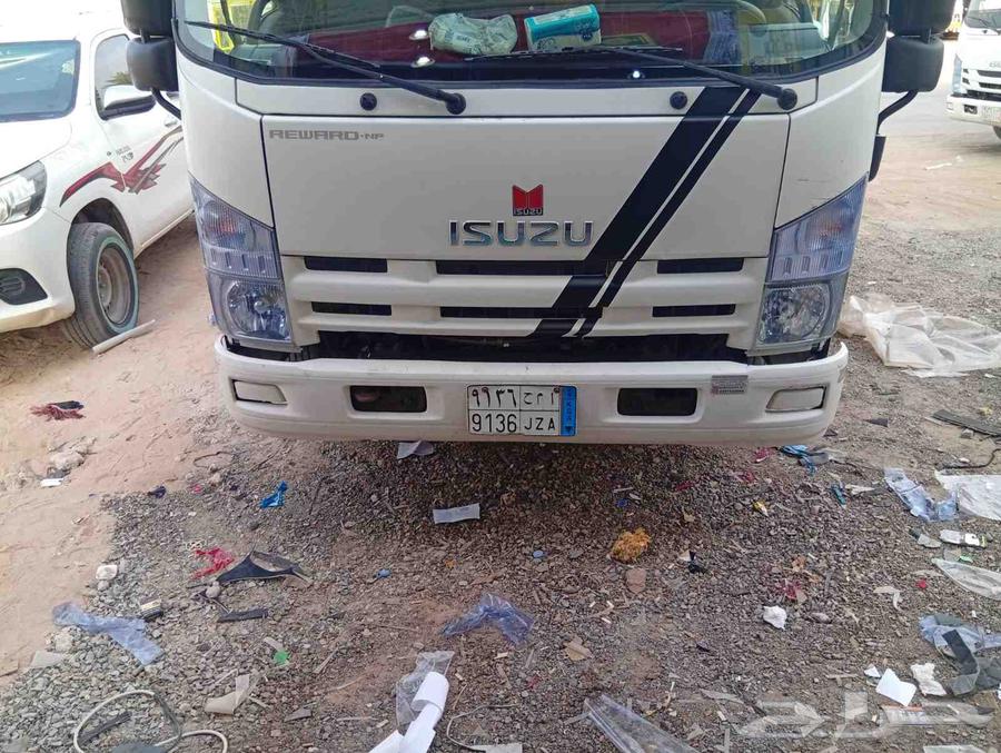 2012 Isuzu Model, Father64609286832387110