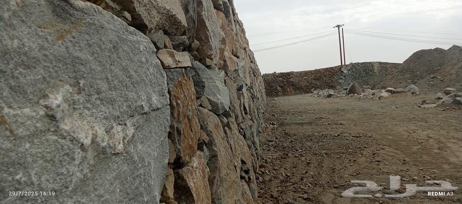 Stone retaining walls, councils, land tiling, and land leveling in all areas of Asir64250138727939114