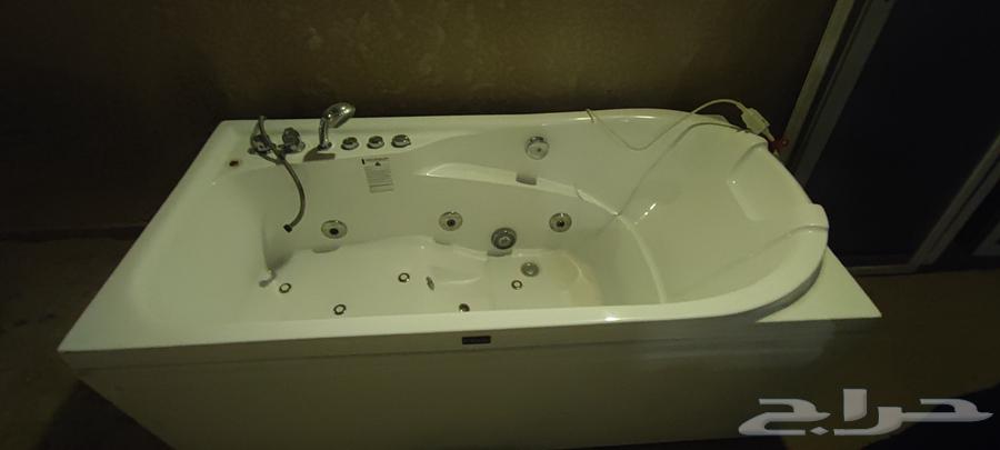جاكوزي نظيف للبيع او البدل64445865586434110