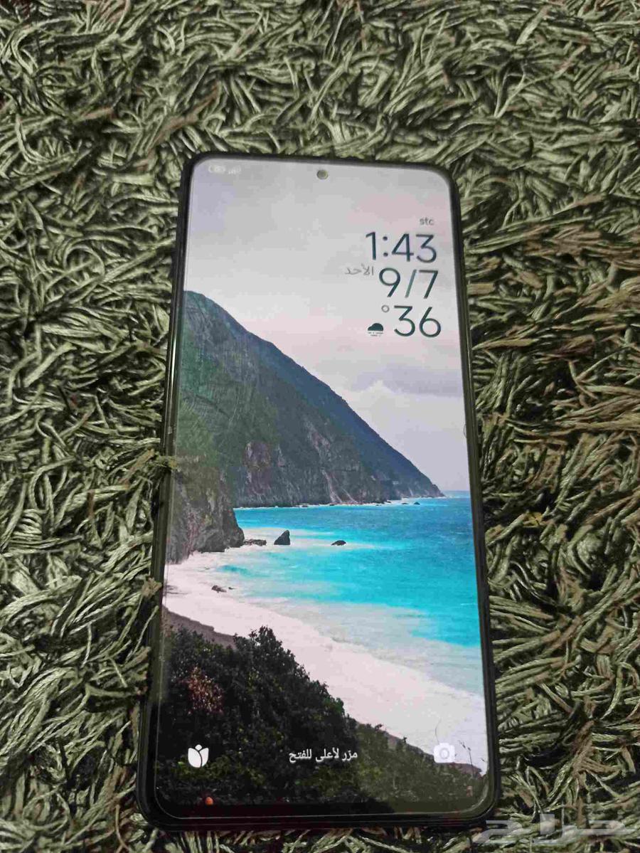 جوال نضيف مافيه اي كسر64445228462979111