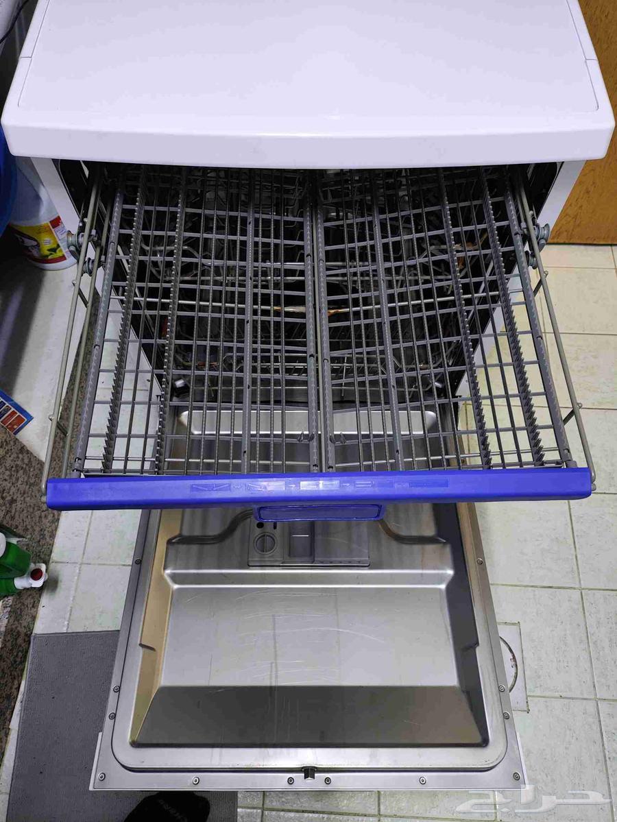 Midea dishwasher 14 place settings, 3 racks, 7 programs64448540771074113