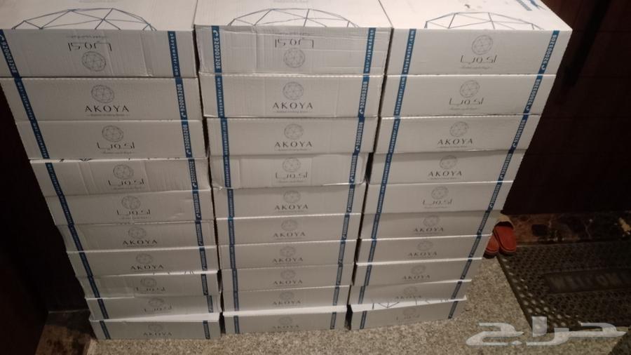 All types of water are available at excellent prices with new expiration dates64449021033729113