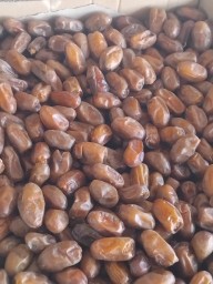 تمر صفري حبه وسط الغالبيه وصغار اللون اشعل64447891244929112