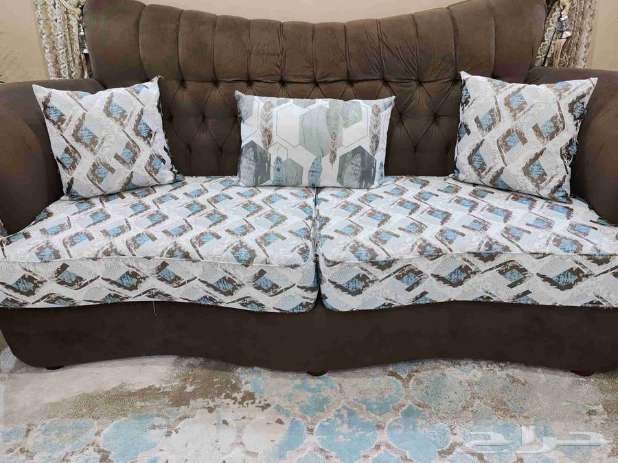 Sofa set with curtain and carpet64447851226114111