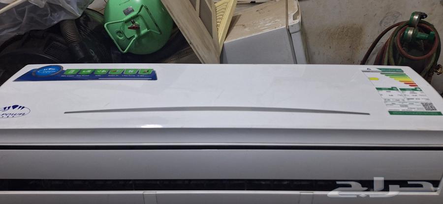 Crown air conditioner with installation64445201401219111